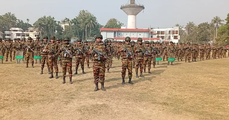 নির্বাচনকে কেন্দ্র করে যৌথবাহিনীর মহড়া
